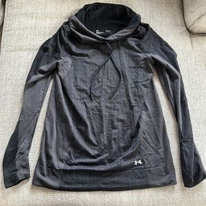 Womens Under Armour pull over